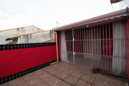 Casa à venda com 190m², 3 quartos e 2 vagas Casa à venda com 190m², 3 quartos e 2 vagasVaranda da Suíte