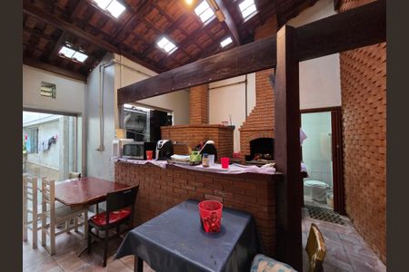 Casa de condomínio à venda com 175m², 8 quartos e 1 vagaCozinha