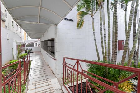 Apartamento para alugar com 58m², 2 quartos e sem vagaEntrada