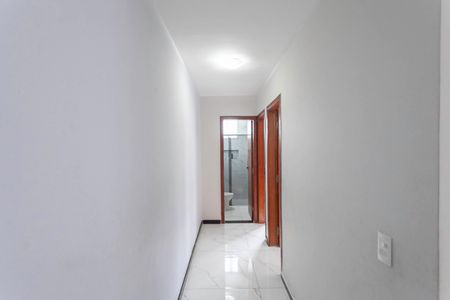 Corredor de apartamento para alugar com 2 quartos, 58m² em Manacás, Belo Horizonte