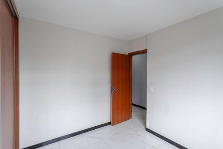 Apartamento para alugar com 58m², 2 quartos e sem vagaQuarto 2