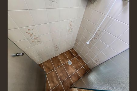 Apartamento para alugar com 89m², 2 quartos e 1 vaga Apartamento para alugar com 89m², 2 quartos e 1 vagaBanheiro do Quarto 1