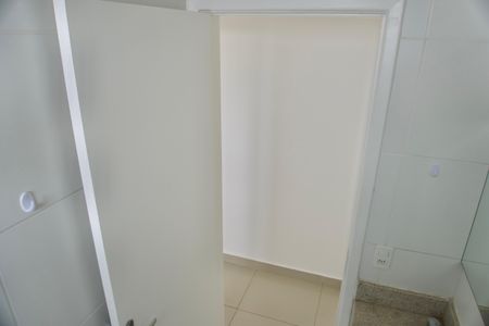 Apartamento para alugar com 49m², 2 quartos e 1 vaga Apartamento para alugar com 49m², 2 quartos e 1 vagaBanheiro