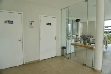 Apartamento para alugar com 49m², 2 quartos e 1 vaga Apartamento para alugar com 49m², 2 quartos e 1 vagaÁrea comum - Salão de Festas