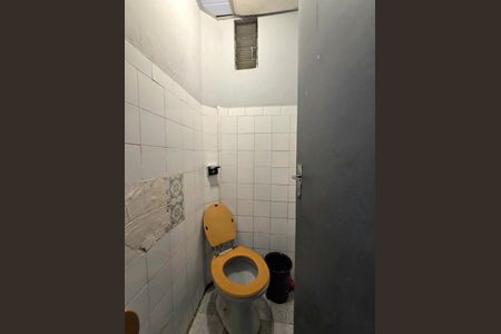 Casa de condomínio à venda com 165m², 7 quartos e 1 vagaBanheiro 1
