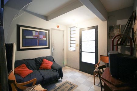 Casa à venda com 165m², 5 quartos e 1 vaga Casa à venda com 165m², 5 quartos e 1 vagaSala