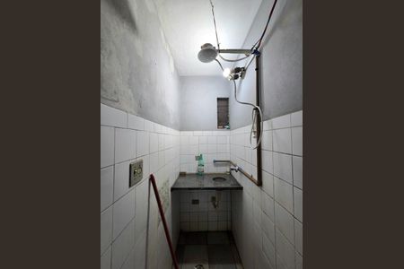 Casa de condomínio à venda com 165m², 7 quartos e 1 vagaBanheiro 1