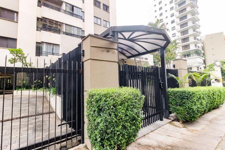 Apartamento à venda com 89m², 3 quartos e 2 vagas Apartamento à venda com 89m², 3 quartos e 2 vagasFachada e portaria