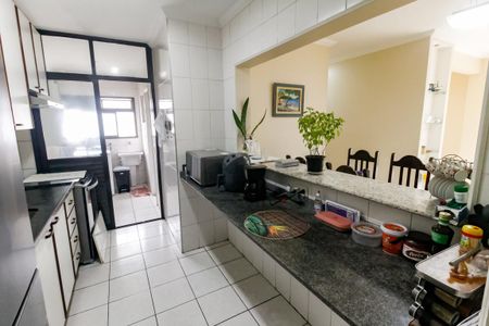 Apartamento à venda com 89m², 3 quartos e 2 vagas Apartamento à venda com 89m², 3 quartos e 2 vagasCozinha - Armários