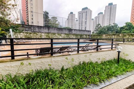 Apartamento à venda com 89m², 3 quartos e 2 vagas Apartamento à venda com 89m², 3 quartos e 2 vagasÁrea comum - Piscina