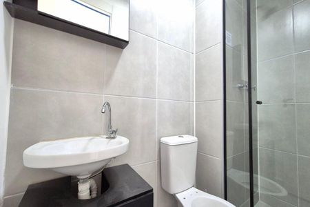 Apartamento para alugar com 37m², 2 quartos e sem vagaBanheiro