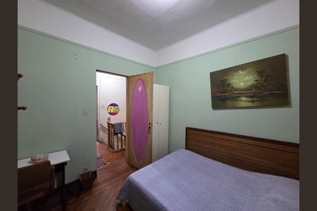 Casa de condomínio à venda com 160m², 4 quartos e 1 vagaQuarto 2