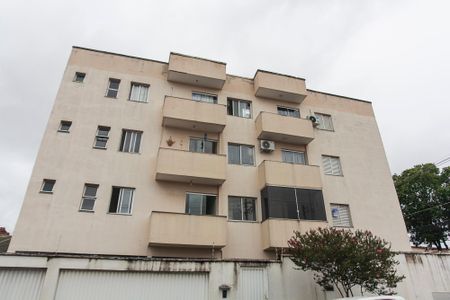 Apartamento para alugar com 53m², 2 quartos e 1 vaga Apartamento para alugar com 53m², 2 quartos e 1 vagaFachada