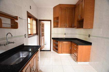 Cozinha de casa de condomínio à venda com 3 quartos, 1560m² em Cidade Universitária, Campinas