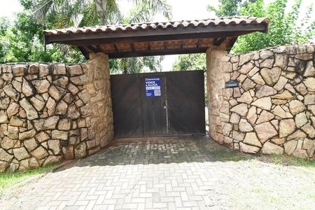 Placa de casa de condomínio à venda com 3 quartos, 1560m² em Cidade Universitária, Campinas
