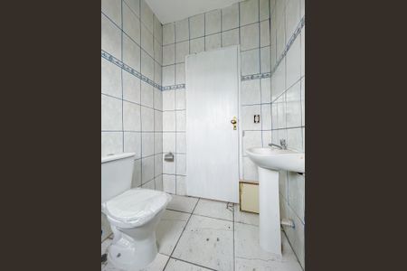 Casa para alugar com 125m², 2 quartos e 2 vagasBanheiro da Suíte