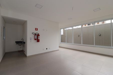 Apartamento para alugar com 49m², 1 quarto e 1 vagaÁrea Comum - Salão de Festa