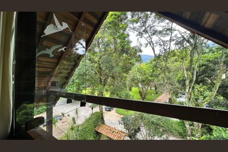 Casa à venda com 210m², 5 quartos e 2 vagas Casa à venda com 210m², 5 quartos e 2 vagasQuarto 5