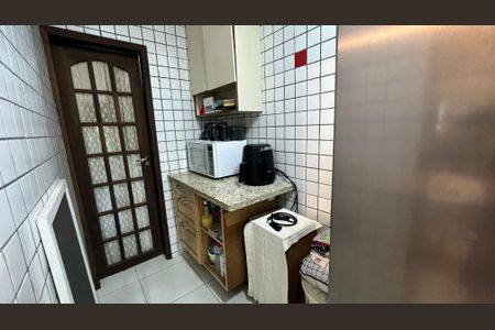 Casa à venda com 210m², 5 quartos e 2 vagas Casa à venda com 210m², 5 quartos e 2 vagasÁrea de Serviço