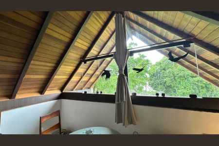 Casa à venda com 210m², 5 quartos e 2 vagas Casa à venda com 210m², 5 quartos e 2 vagasQuarto 5