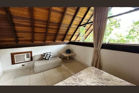 Casa à venda com 210m², 5 quartos e 2 vagas Casa à venda com 210m², 5 quartos e 2 vagasQuarto 4