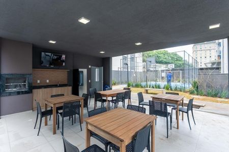 Apartamento para alugar com 40m², 2 quartos e sem vagaÁrea comum - Churrasqueira