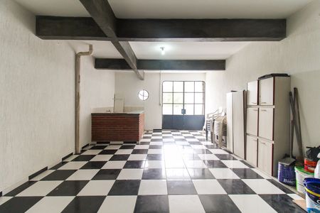 Casa para alugar com 304m², 3 quartos e 6 vagasGaragem/Salão de festas 