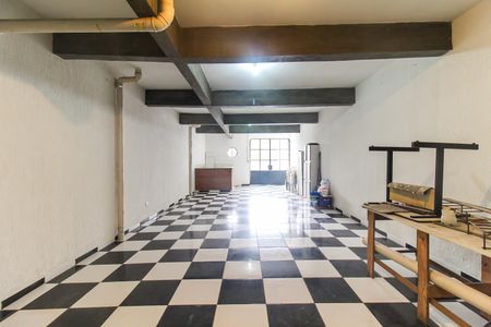 Casa para alugar com 304m², 3 quartos e 6 vagasGaragem/Salão de festas 