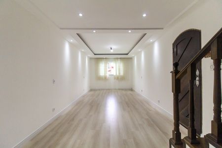 Casa para alugar com 304m², 3 quartos e 6 vagasSala