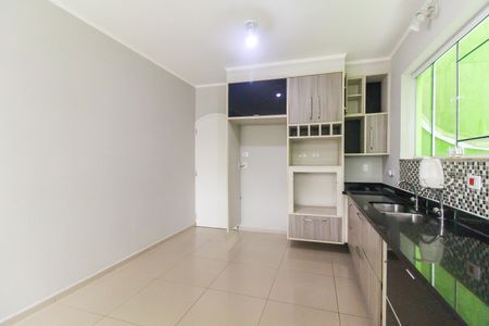 Casa para alugar com 304m², 3 quartos e 6 vagasCozinha