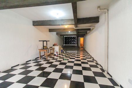Casa para alugar com 304m², 3 quartos e 6 vagasGaragem/Salão de festas 