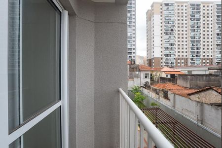 Apartamento para alugar com 38m², 2 quartos e sem vagaVaranda