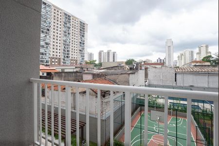 Apartamento para alugar com 38m², 2 quartos e sem vagaVaranda