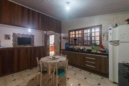 Casa para alugar com 370m², 3 quartos e 1 vaga Casa para alugar com 370m², 3 quartos e 1 vagaCozinha