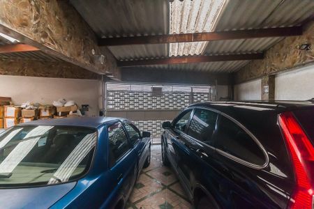 Casa para alugar com 370m², 3 quartos e 1 vaga Casa para alugar com 370m², 3 quartos e 1 vagaGaragem