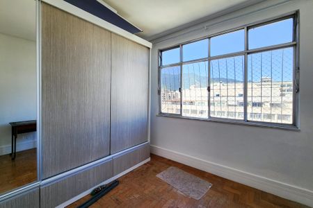 Apartamento para alugar com 90m², 3 quartos e 1 vagaQuarto 2