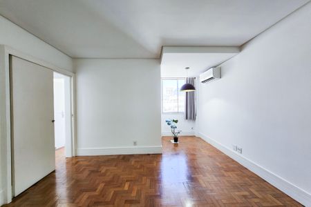 Apartamento para alugar com 90m², 3 quartos e 1 vagaSala 