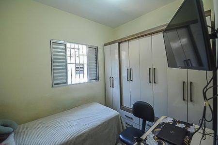 Casa à venda com 162m², 4 quartos e 2 vagasQuarto 3