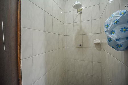 Casa à venda com 162m², 4 quartos e 2 vagasBanheiro
