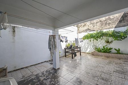 Casa à venda com 162m², 4 quartos e 2 vagasÁrea de Serviço