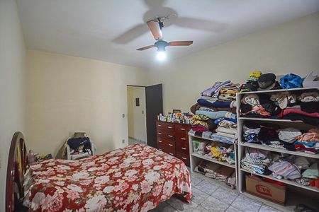 Casa à venda com 162m², 4 quartos e 2 vagasQuarto Suíte