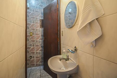 Casa à venda com 162m², 4 quartos e 2 vagasLavabo