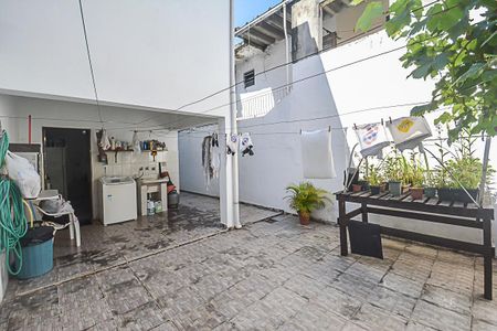 Casa à venda com 162m², 4 quartos e 2 vagasÁrea de Serviço
