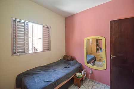 Casa à venda com 162m², 4 quartos e 2 vagasQuarto 2