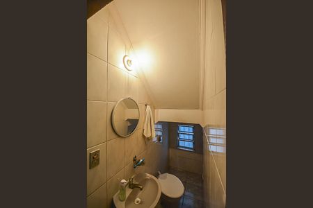 Casa à venda com 162m², 4 quartos e 2 vagasLavabo