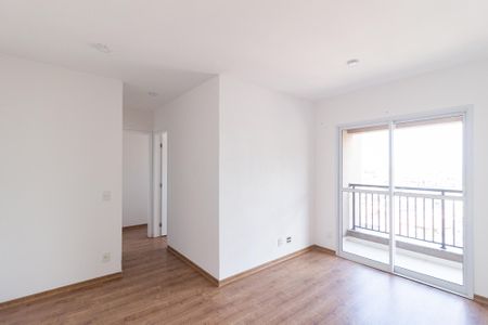 Sala de apartamento para alugar com 2 quartos, 60m² em Jardim das Belezas, Carapicuíba