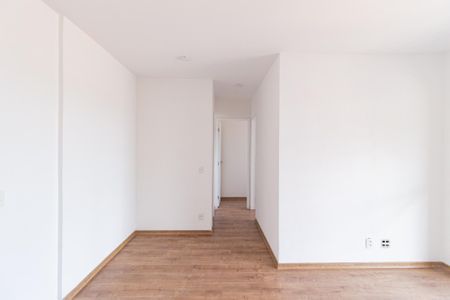 Sala de apartamento para alugar com 2 quartos, 60m² em Jardim das Belezas, Carapicuíba