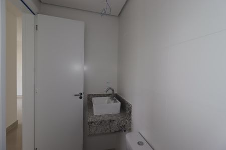 Apartamento à venda com 69m², 2 quartos e 2 vagasBanheiro Social