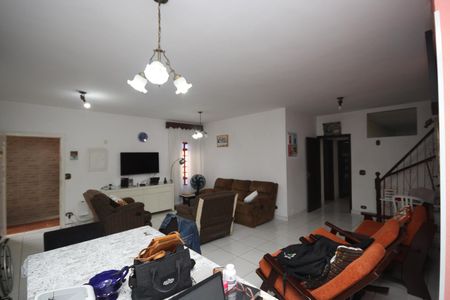 Sala  de casa à venda com 6 quartos, 256m² em Vila Constança, São Paulo