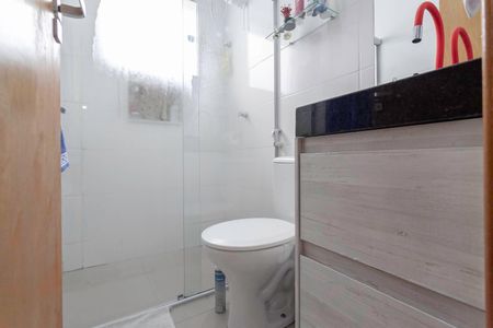 Casa à venda com 210m², 3 quartos e 2 vagasBanheiro social 
